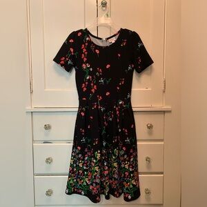 Lularoe Amelia Small Black Floral Dipped Dress with pockets